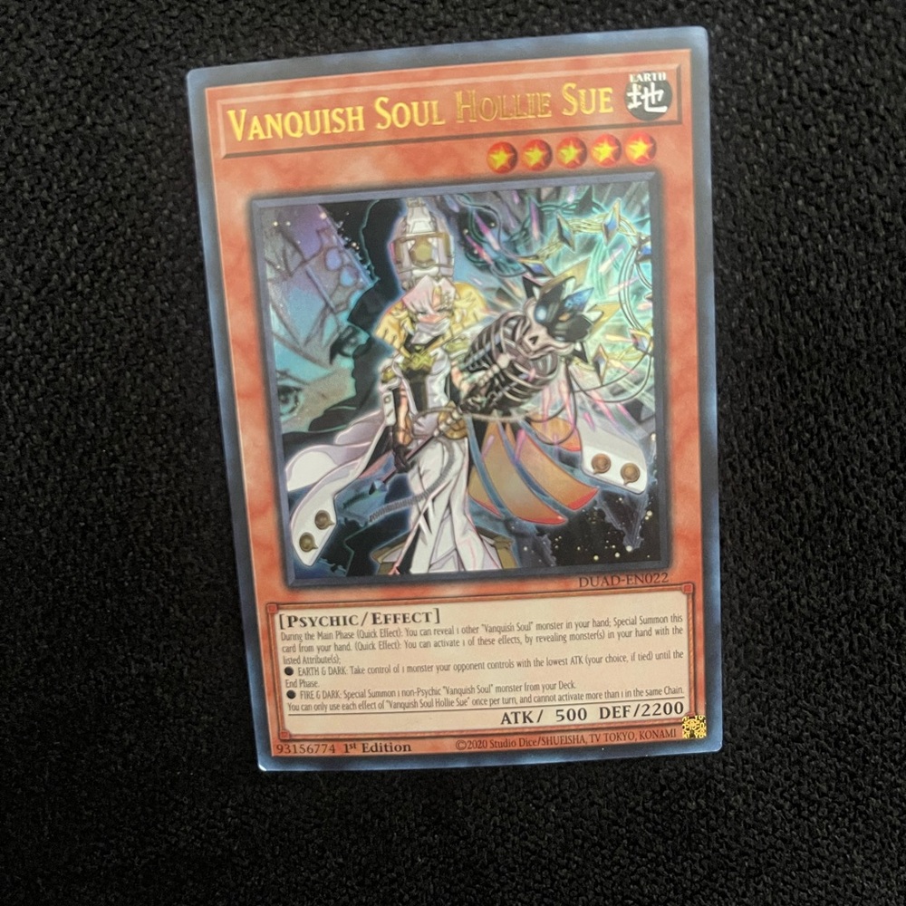 Vanquish Soul Hollie Sue Trading Card